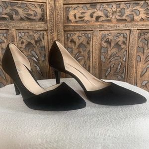 Cole Haan Black Closed Toe Heel